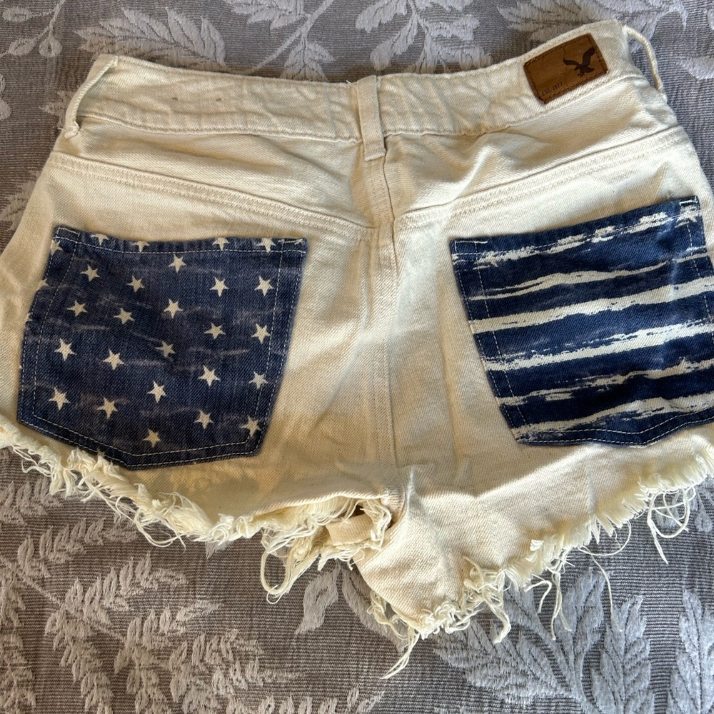 American Eagle Outfitters Cream and Blue Women's Shorts